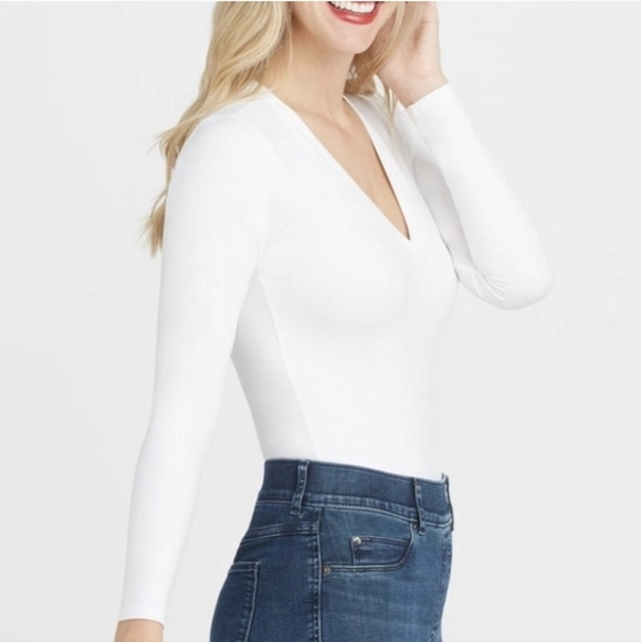 SPANX Tops - Spanx V Neck Suit Yourself Long Sleeve Thong Bodysuit Sz XL